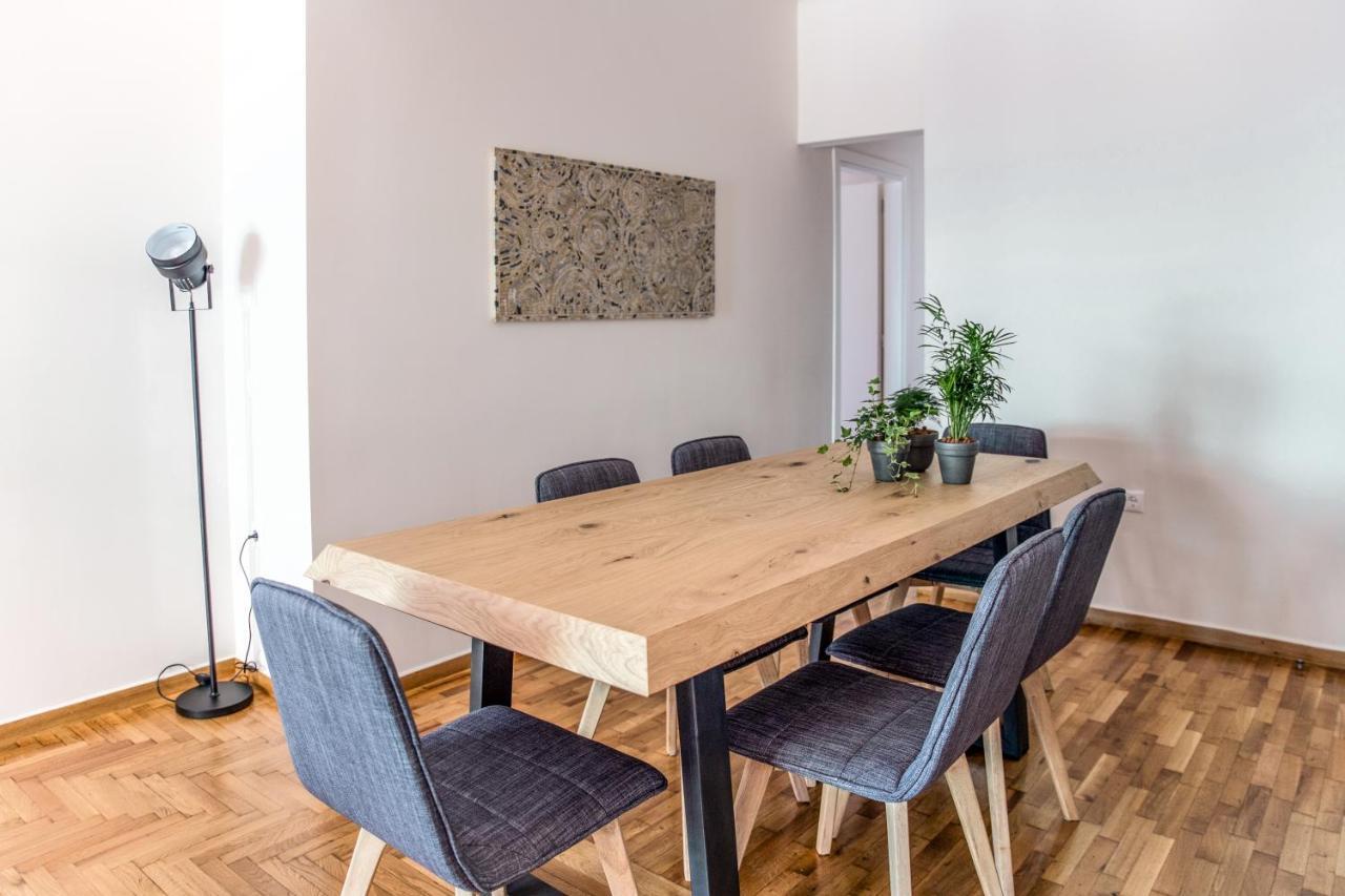 Light & Airy! In The City Athena Bagian luar foto